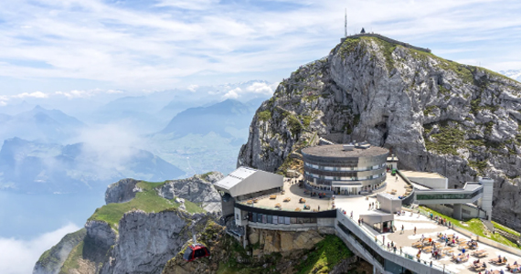 皮拉圖斯山
