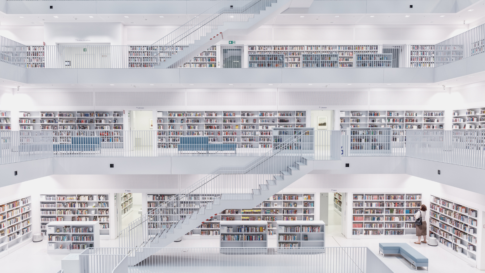 司徒加特市立圖書館