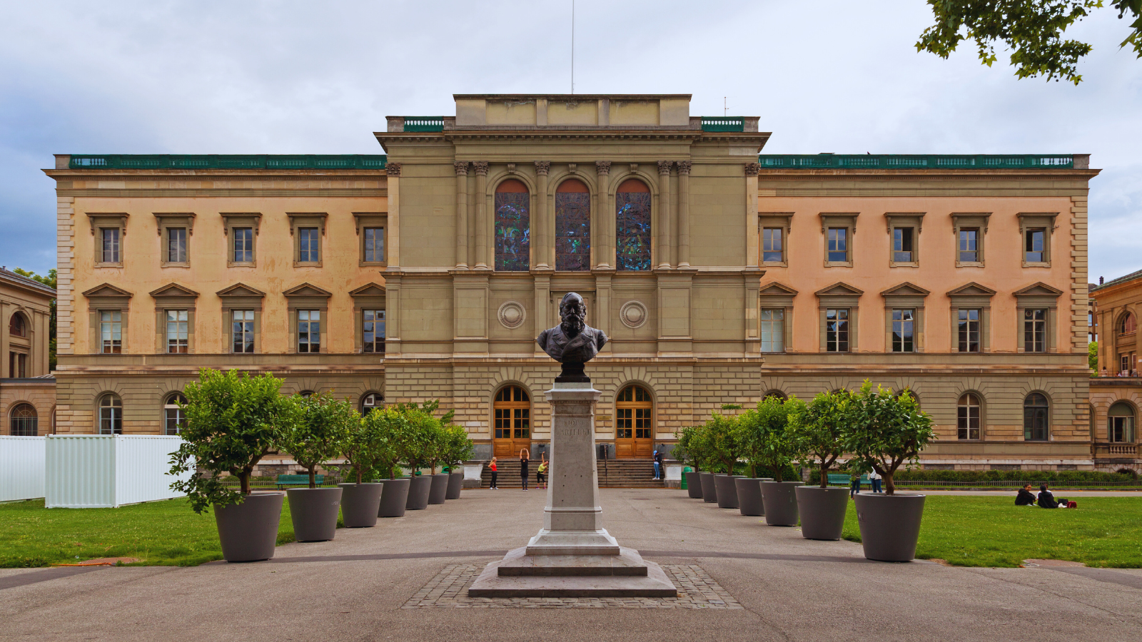 日內瓦大學